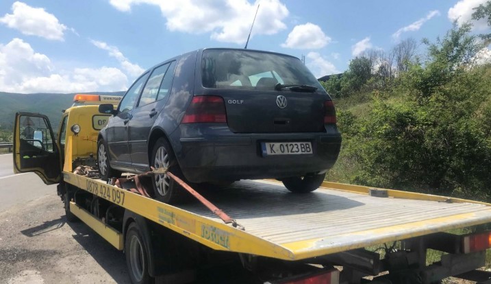 Закъсал автомобил, който има нужда от репатриране